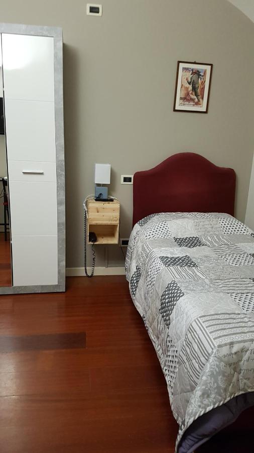 Ristorante Albergo Corona Νόβι Λίγκουρε Εξωτερικό φωτογραφία