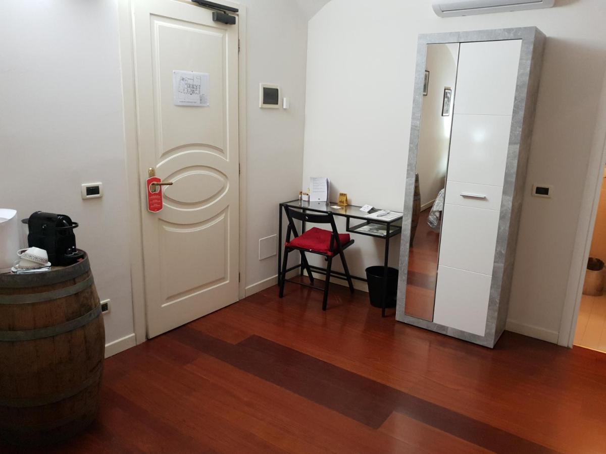 Ristorante Albergo Corona Νόβι Λίγκουρε Εξωτερικό φωτογραφία