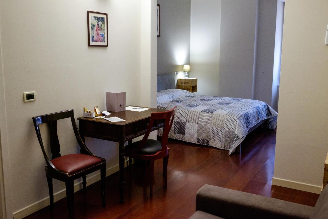 Ristorante Albergo Corona Νόβι Λίγκουρε Εξωτερικό φωτογραφία