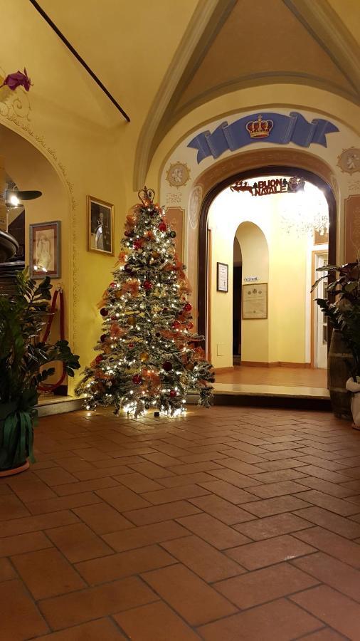 Ristorante Albergo Corona Νόβι Λίγκουρε Εξωτερικό φωτογραφία