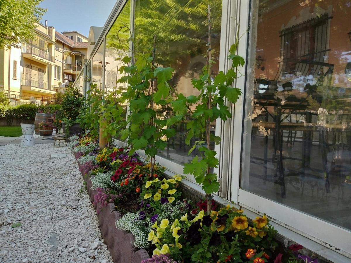 Ristorante Albergo Corona Νόβι Λίγκουρε Εξωτερικό φωτογραφία
