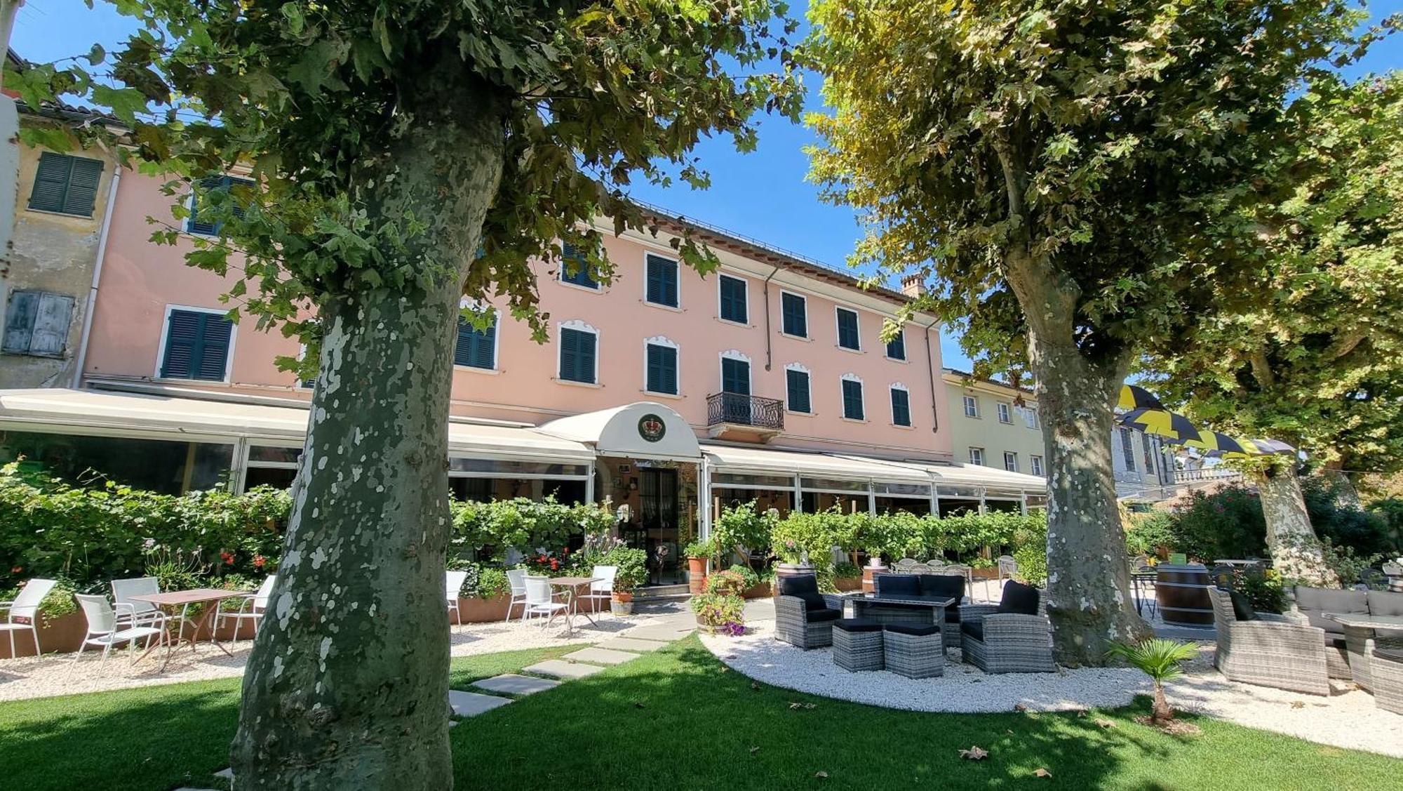 Ristorante Albergo Corona Νόβι Λίγκουρε Εξωτερικό φωτογραφία
