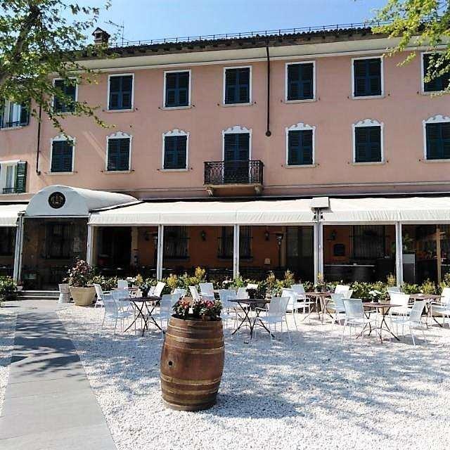 Ristorante Albergo Corona Νόβι Λίγκουρε Εξωτερικό φωτογραφία